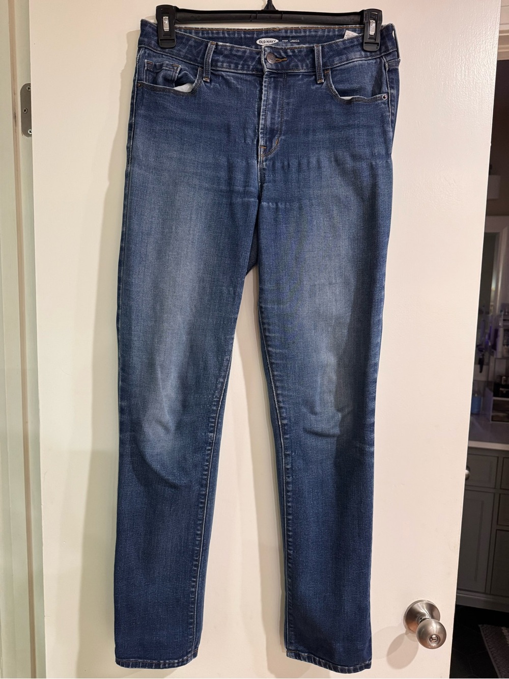 Old Navy Mid-Rise Power Straight Jeans in 8 Tall